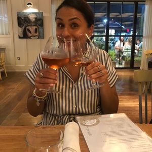 Meet your Posher, Jennifer